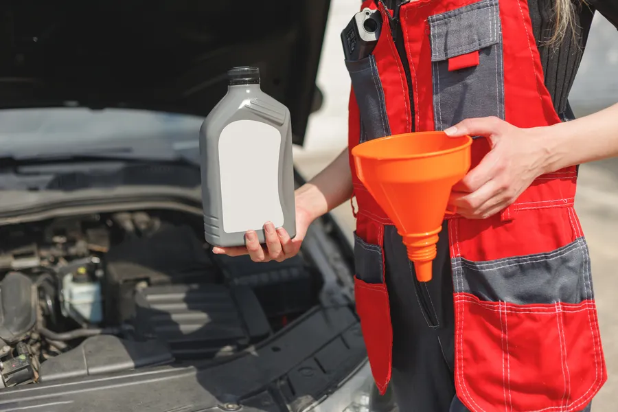 How Mobile Oil Changes Save Time And Reduce Hassle Salinas, CA How Mobile Oil Changes Save Time And Reduce Hassle Salinas, CA
